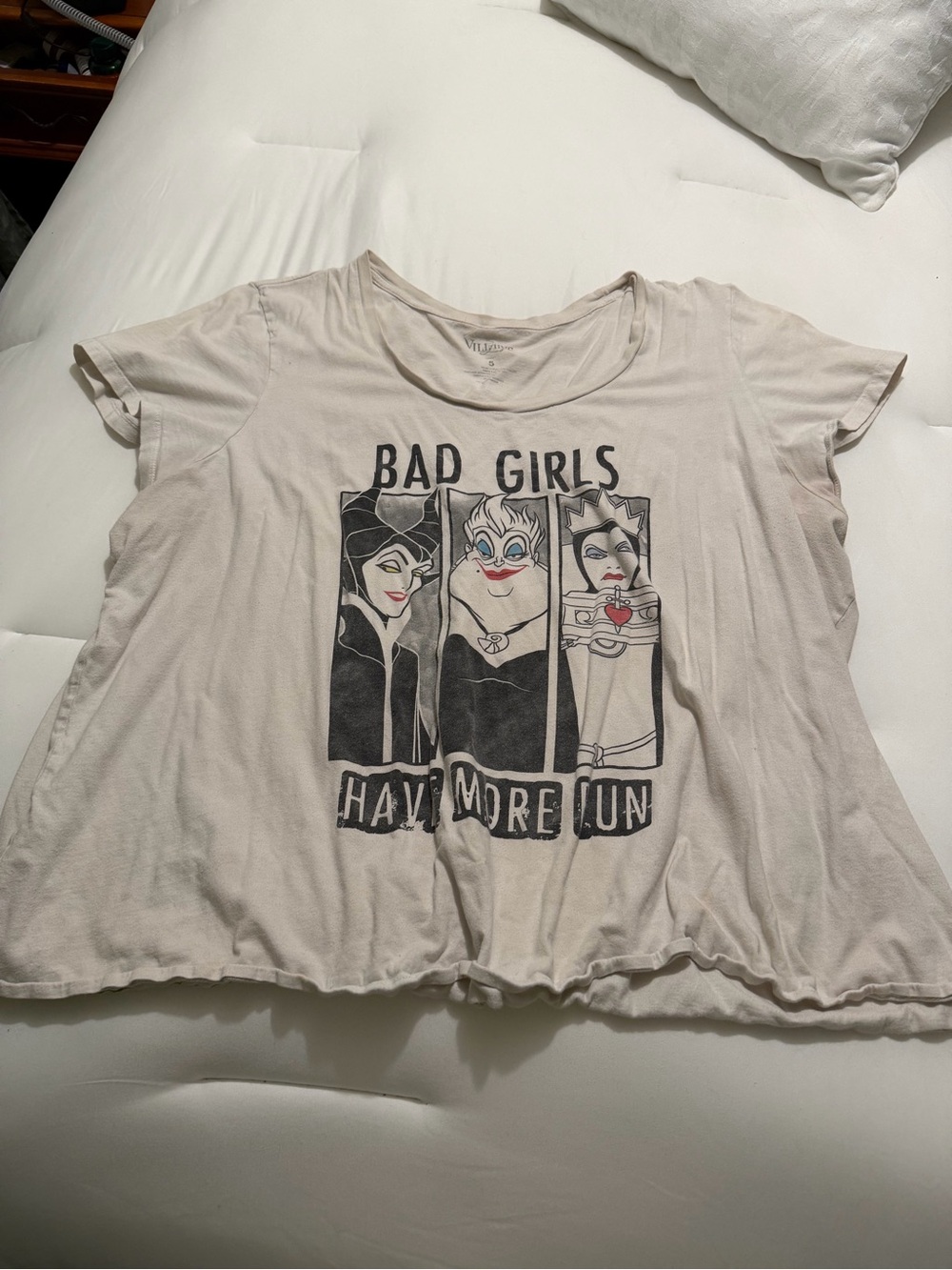 Torrid size 5- Disney Graphic Tee with Villains 'Bad Girls Have More Fun'